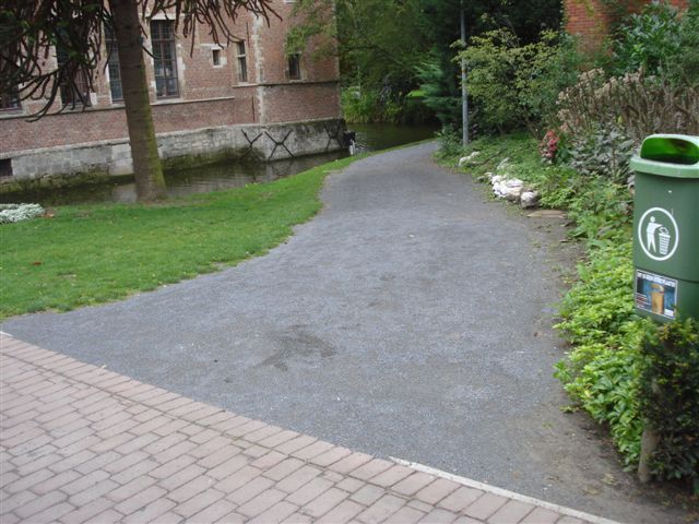Gerenoveerd wandelpad in Sint-Niklaas